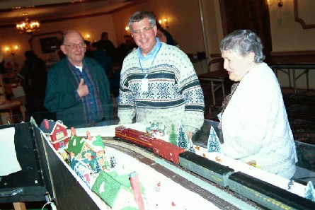 John & Barry point out the AM GG-1 & Christmas Village.