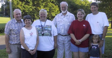 Ted & Mary (Kulp); Lin & Glenn (Ritter); Karen, Ashley & Gary (Butterworth); Kulp Family Picnic 7/10/05